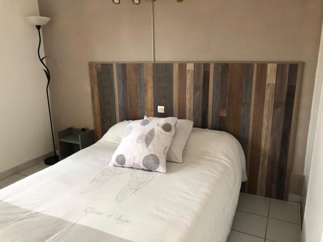 Logis Hotel Le Clos Saint Loup Bram Dış mekan fotoğraf